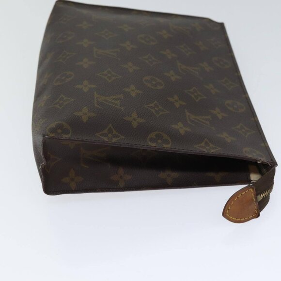 LOUIS VUITTON Monogram Poche Toilette 26 Pouch M47542 LV Auth 72300 - Picture 4 of 13